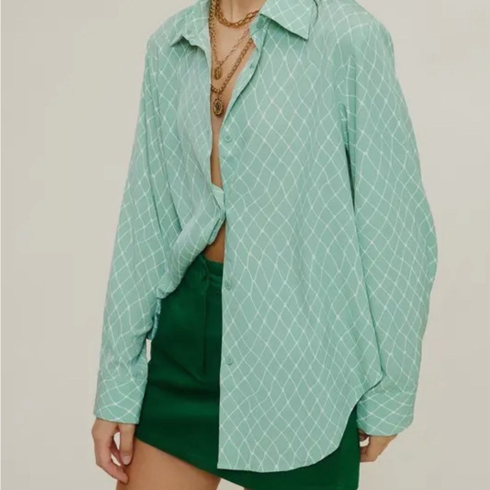 Light Aqua Print Button-Down Shirt - Women